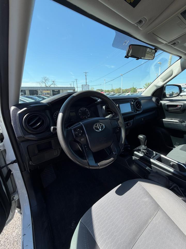 Toyota Tacoma SR5 Access Cab I4 6AT 2WD 2017