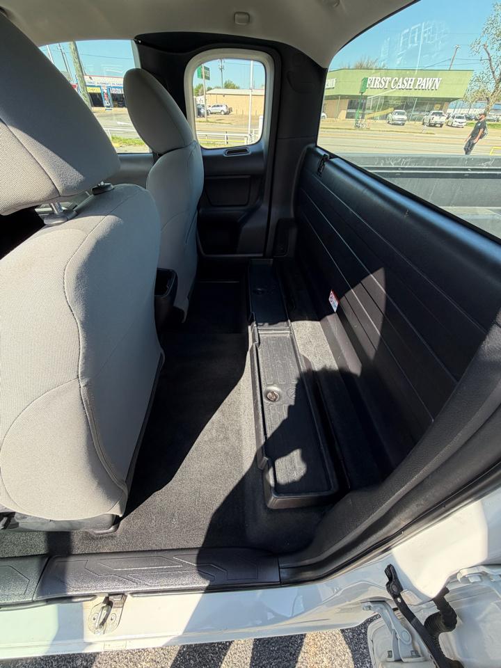 Toyota Tacoma SR5 Access Cab I4 6AT 2WD 2017