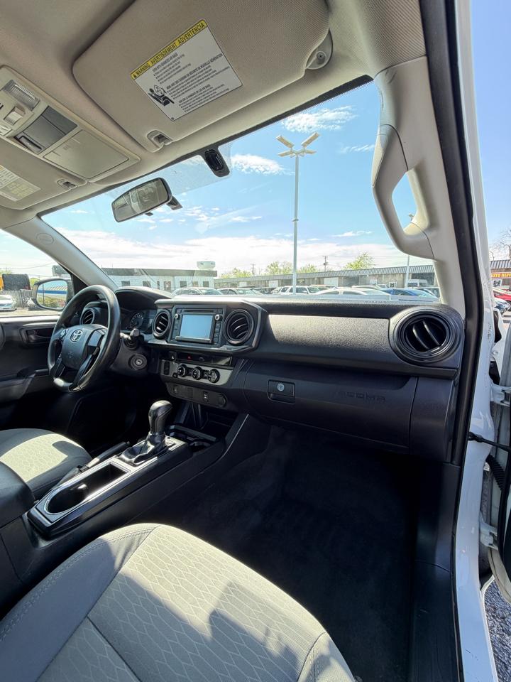 Toyota Tacoma SR5 Access Cab I4 6AT 2WD 2017