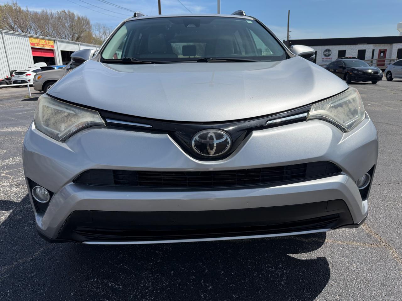 Toyota RAV4 XLE AWD 2017