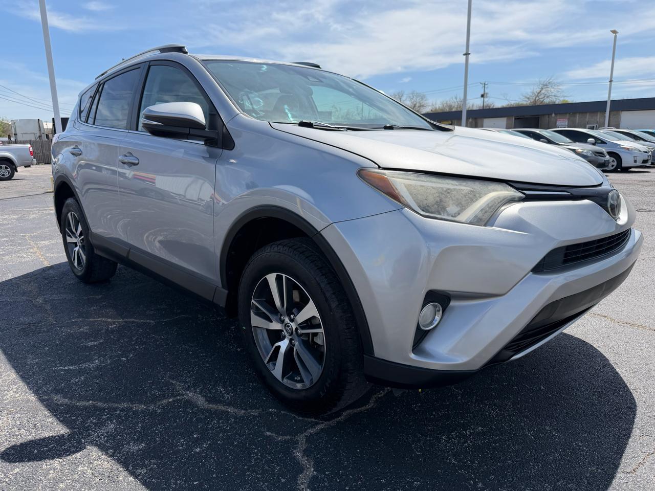 Toyota RAV4 XLE AWD 2017