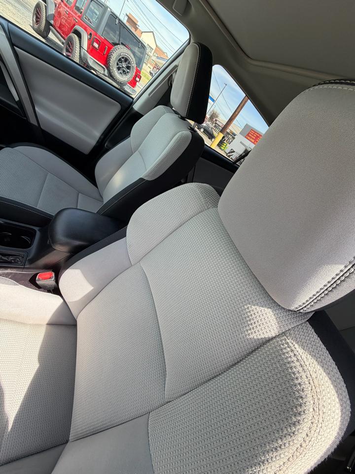 Toyota RAV4 XLE AWD 2017