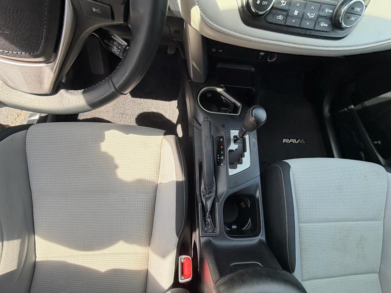 Toyota RAV4 XLE AWD 2017