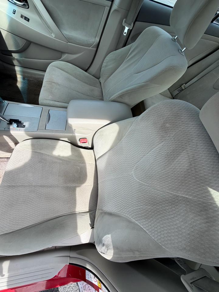 Toyota Camry LE 2010