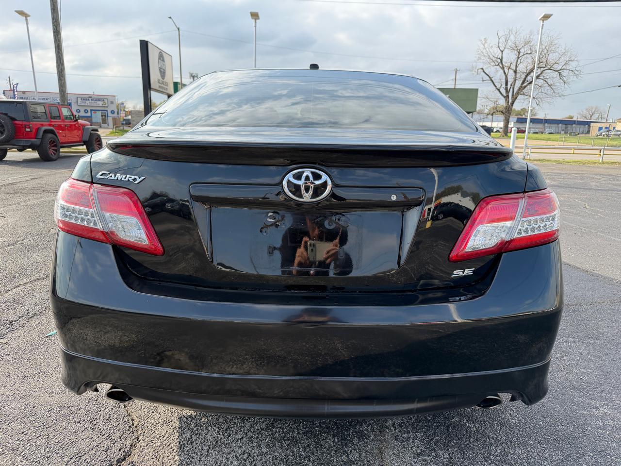 Toyota Camry SE 2010
