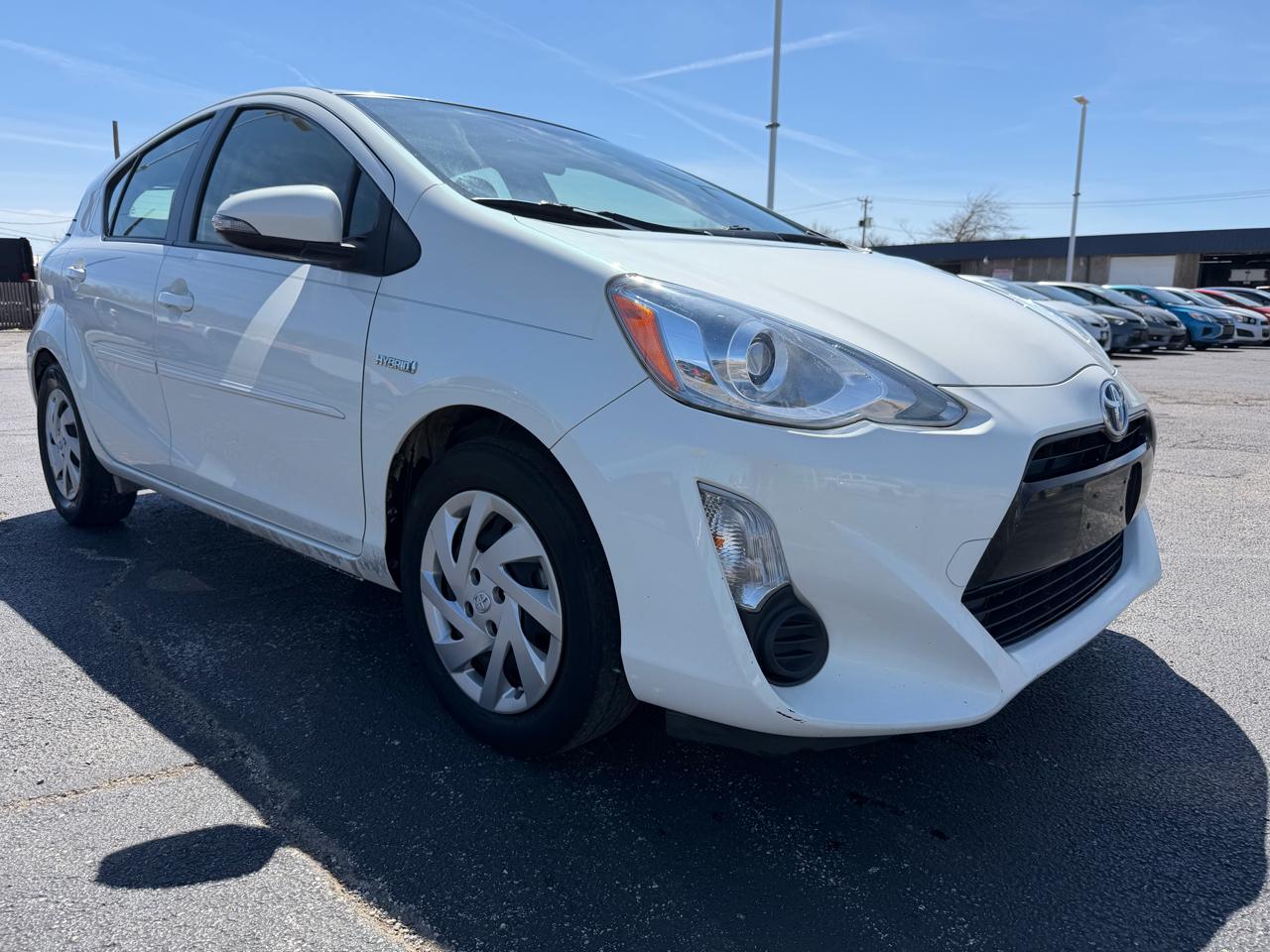 Toyota Prius c Two 2015