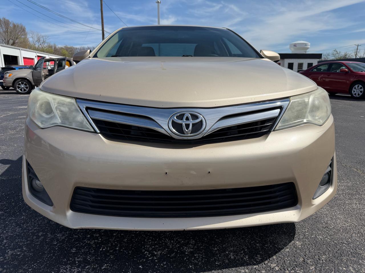 Toyota Camry LE 2012