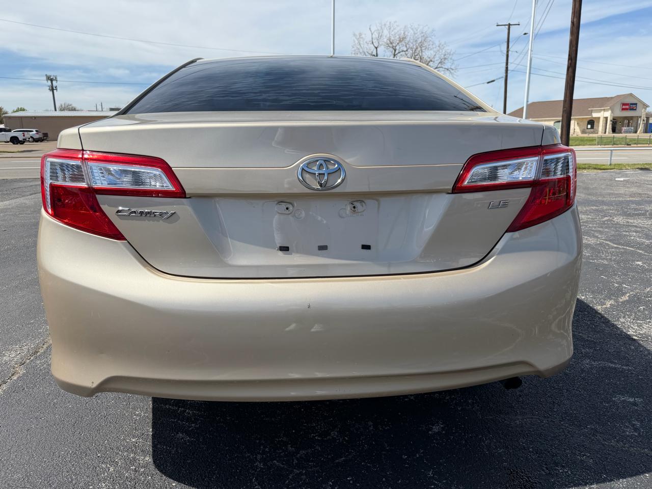Toyota Camry LE 2012