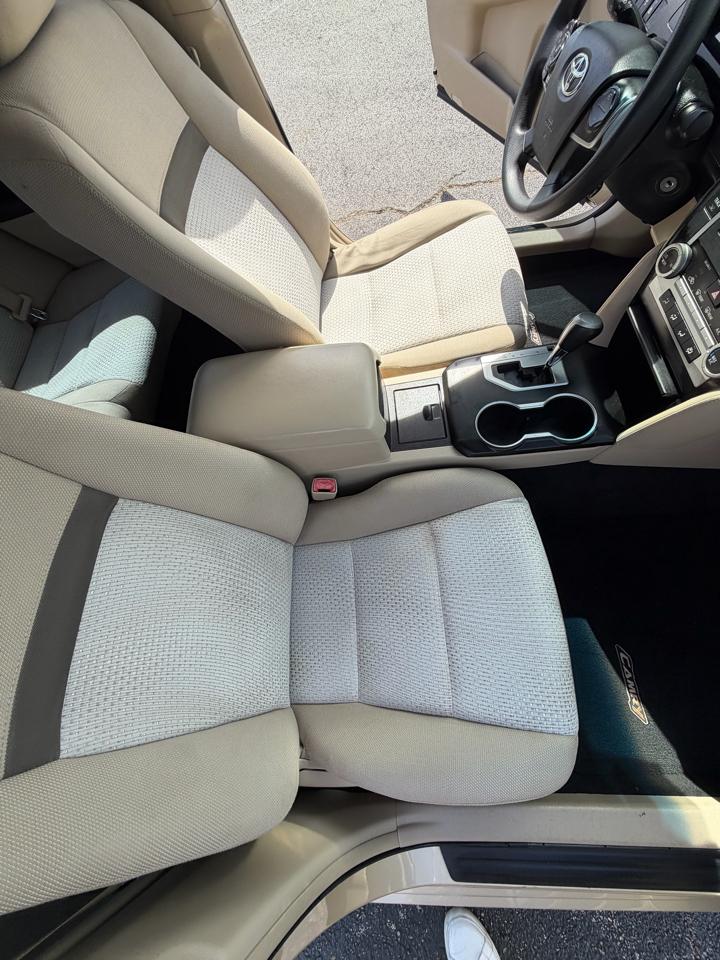 Toyota Camry LE 2012