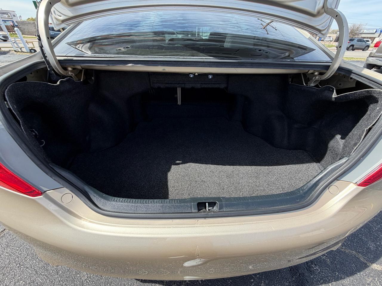 Toyota Camry LE 2012