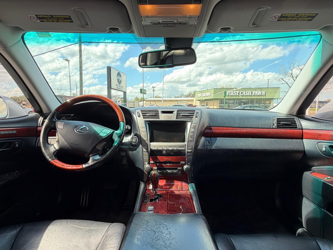 Lexus LS 460 Luxury Sedan 2007