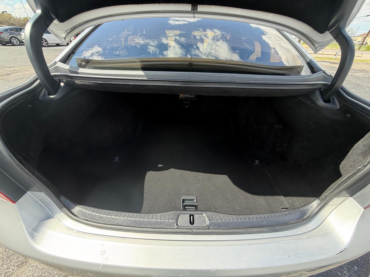 Lexus LS 460 Luxury Sedan 2007