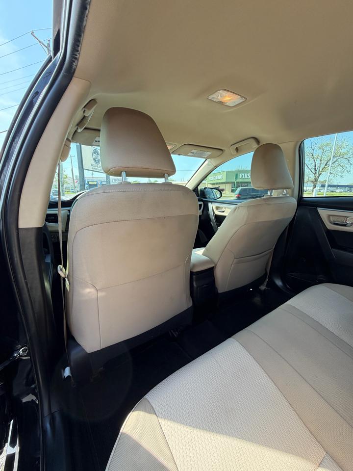 Toyota Corolla LE 2016