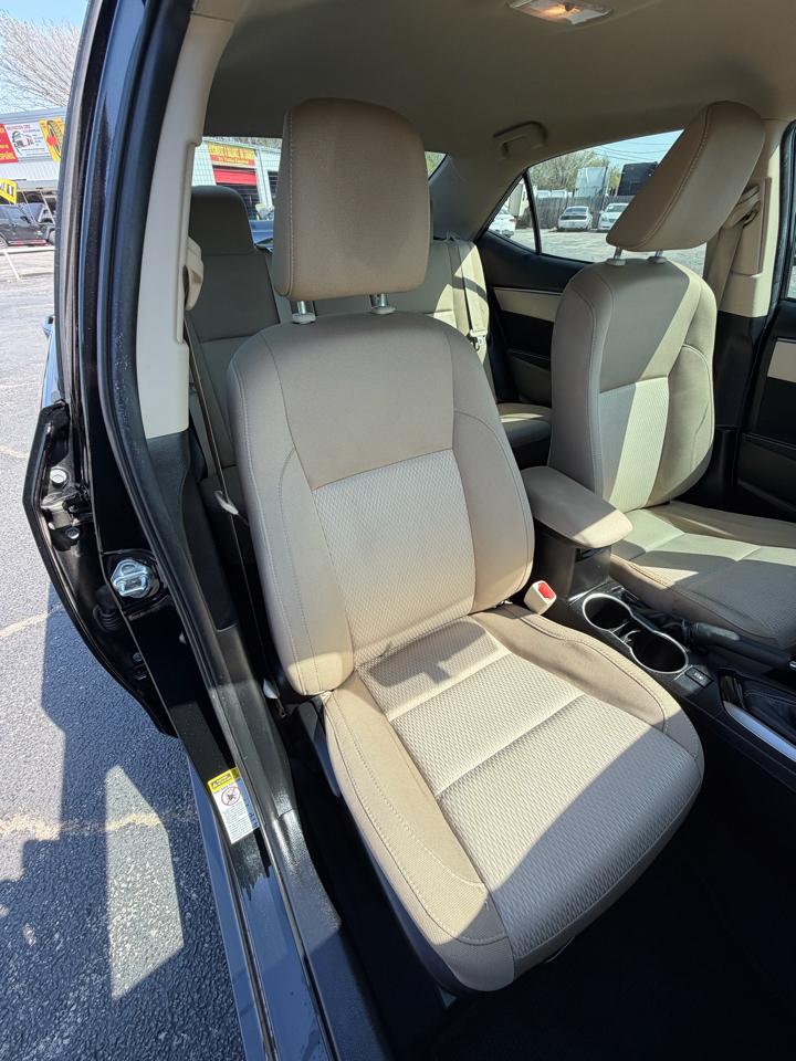 Toyota Corolla LE 2016