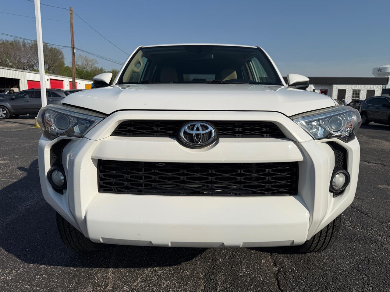 Toyota 4Runner SR5 2WD 2015