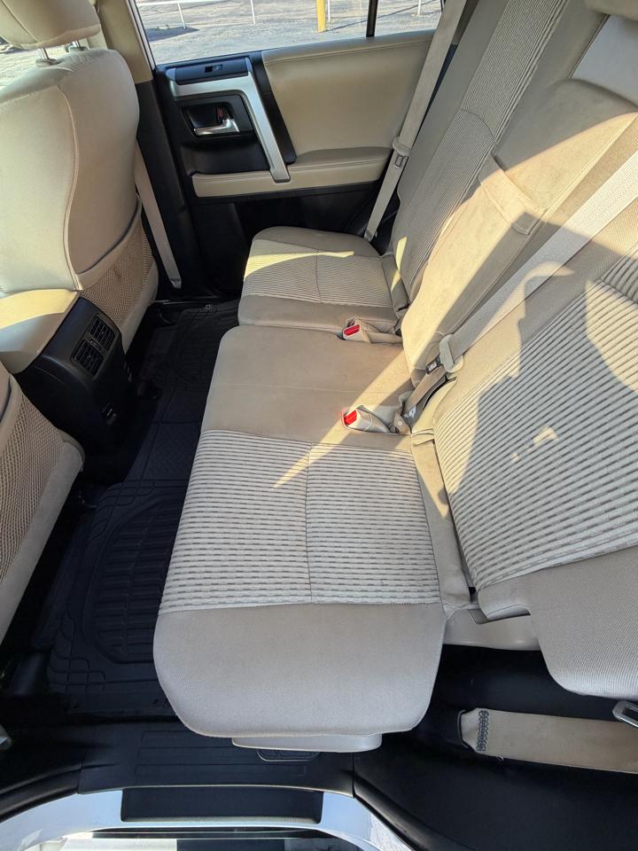 Toyota 4Runner SR5 2WD 2015