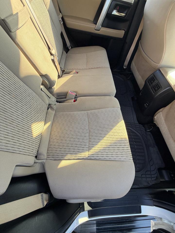 Toyota 4Runner SR5 2WD 2015