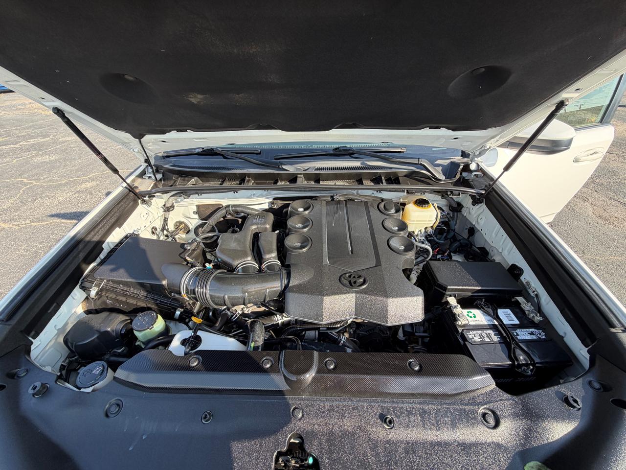 Toyota 4Runner SR5 2WD 2015