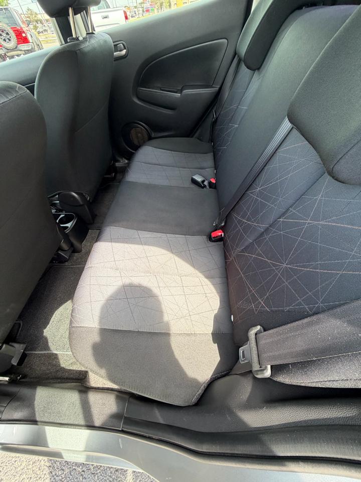 Mazda MAZDA2 Sport 2013