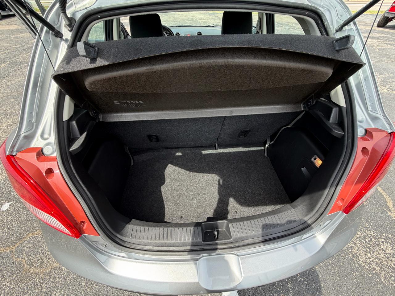 Mazda MAZDA2 Sport 2013