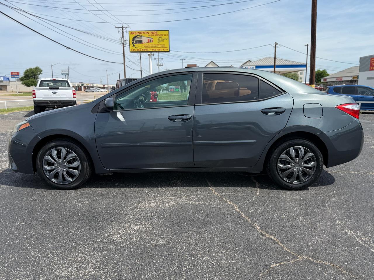 Toyota Corolla LE CVT 2015