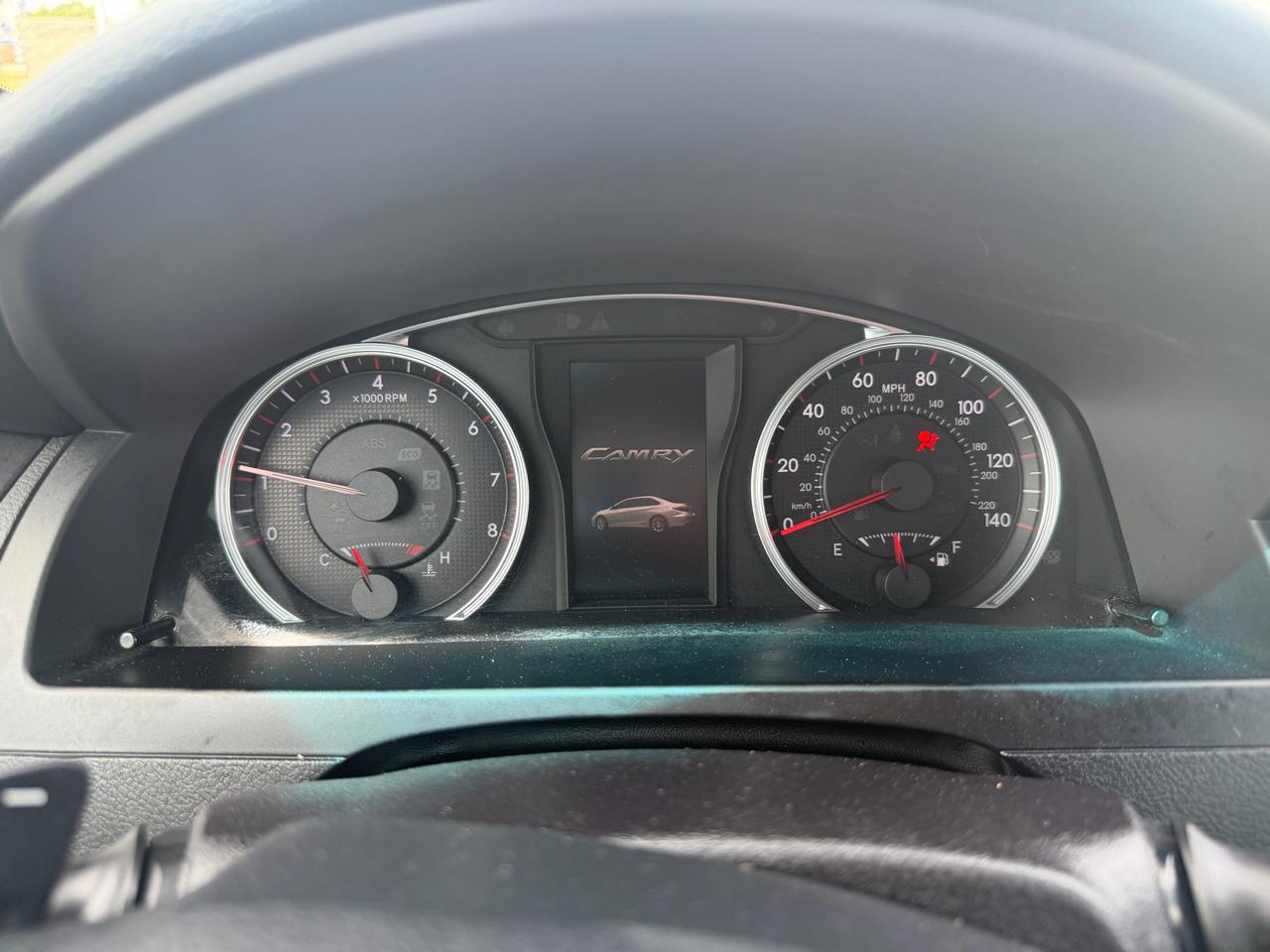 Toyota Camry SE 2016