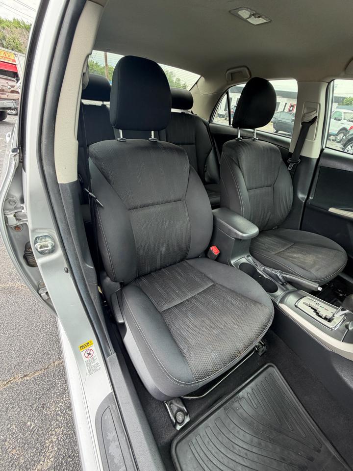 Toyota Corolla S 4D Sedan 2012