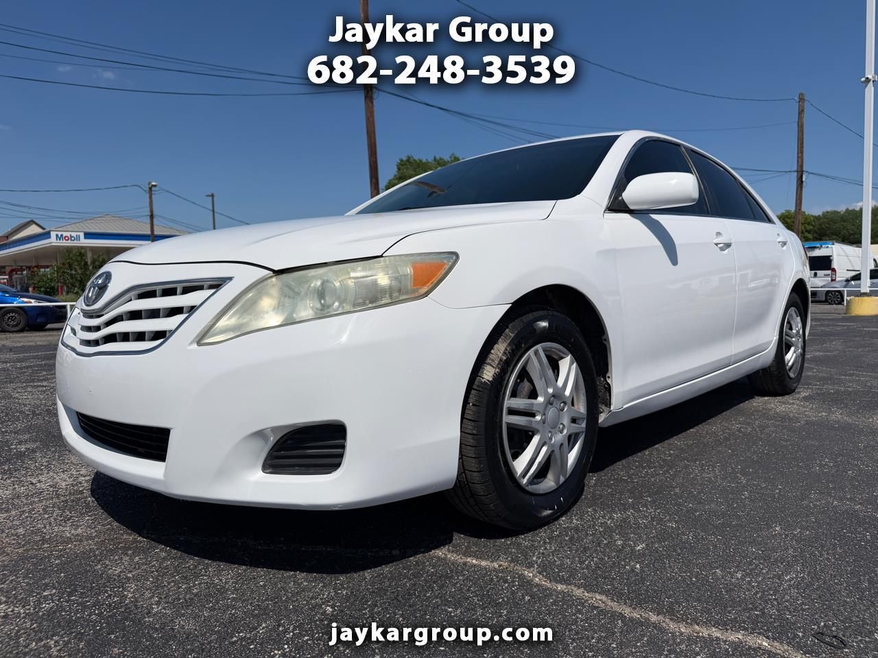 Toyota Camry Base 6-Spd AT 2011