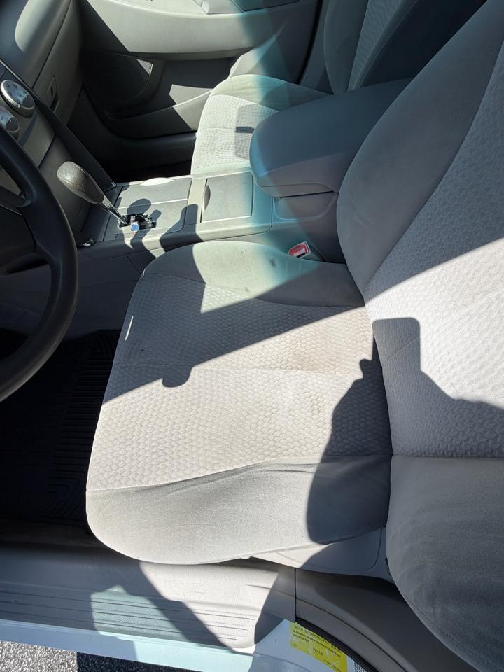 Toyota Camry Base 6-Spd AT 2011