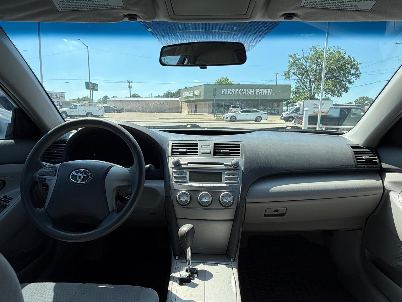 Toyota Camry Base 6-Spd AT 2011