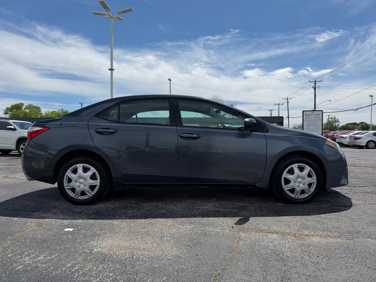 Toyota Corolla LE CVT 2015