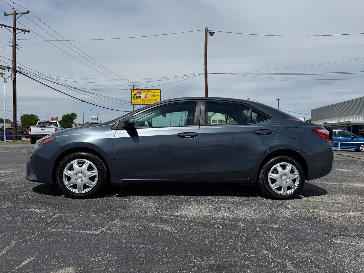 Toyota Corolla LE CVT 2015