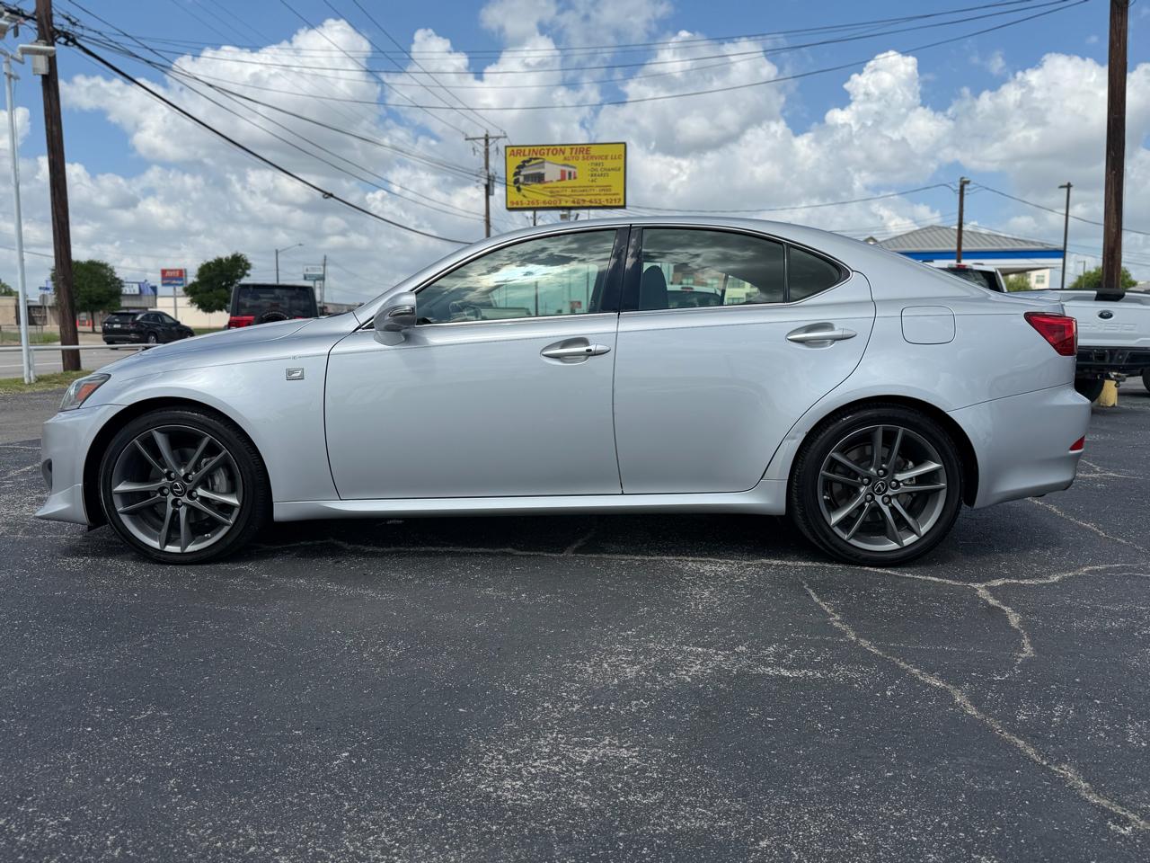 Lexus IS 250 RWD 2013
