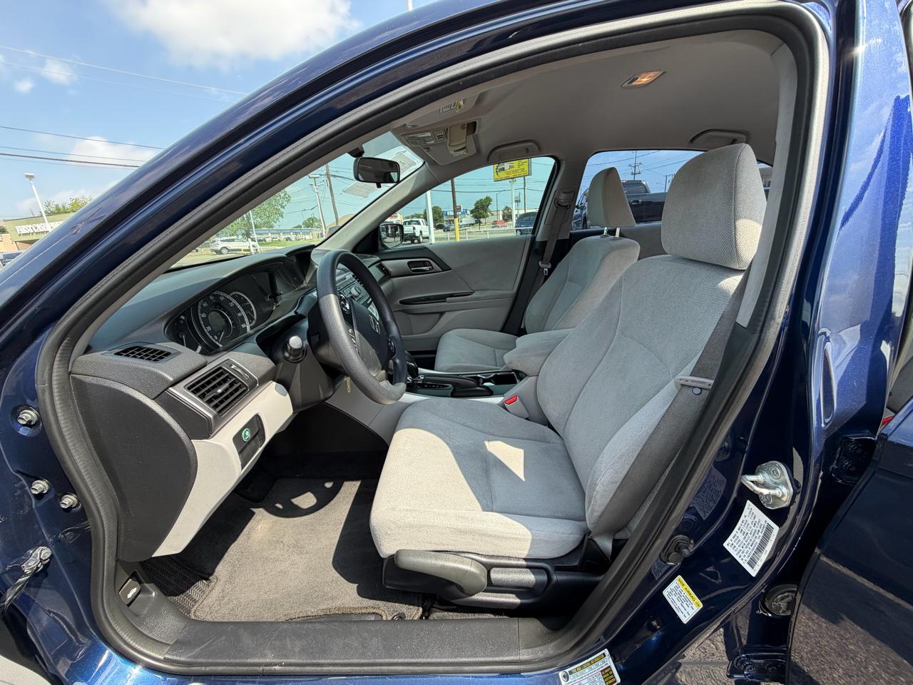 Honda Accord LX Sedan CVT 2013