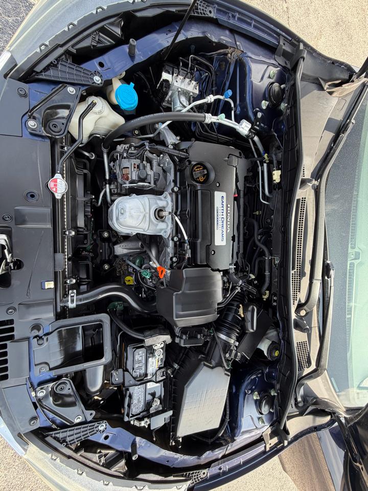 Honda Accord LX Sedan CVT 2013