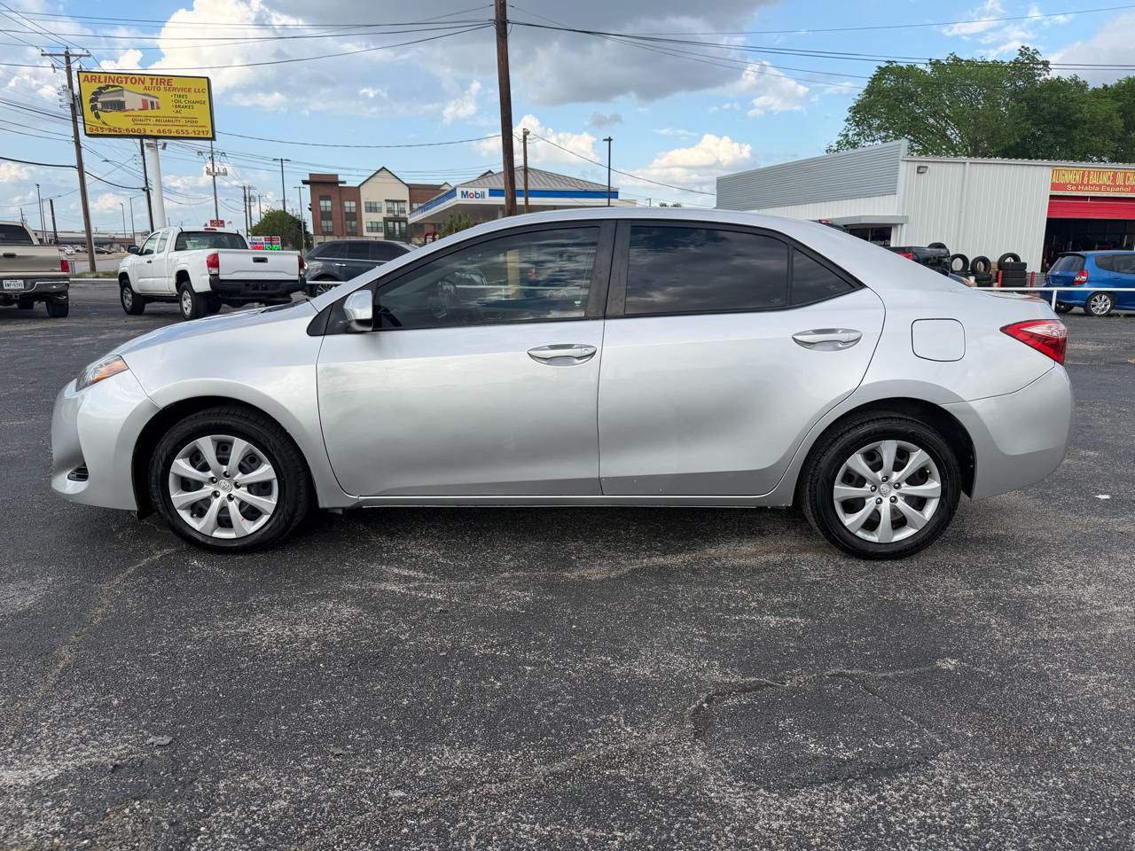 Toyota Corolla L CVT 2018