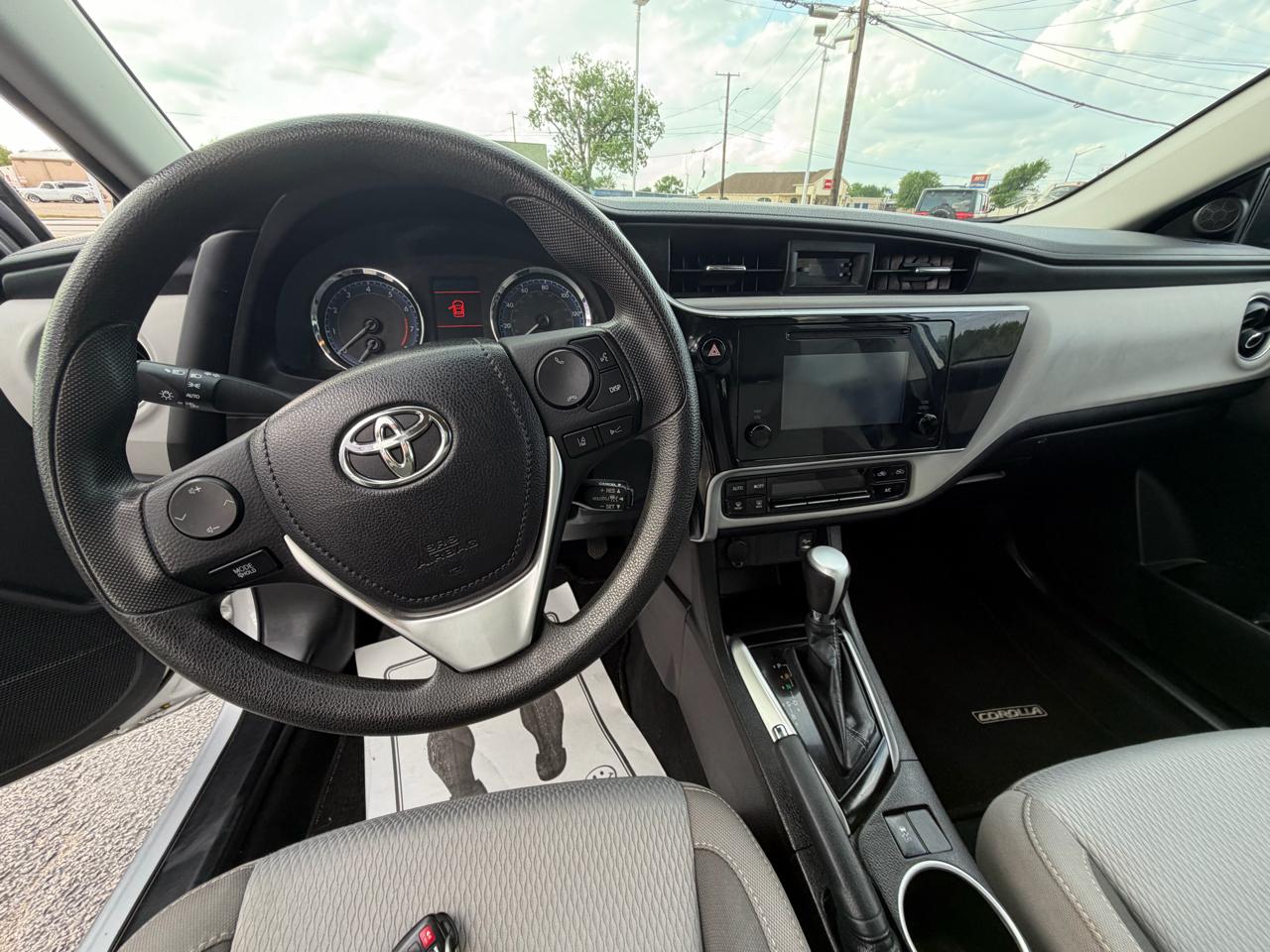 Toyota Corolla L CVT 2018