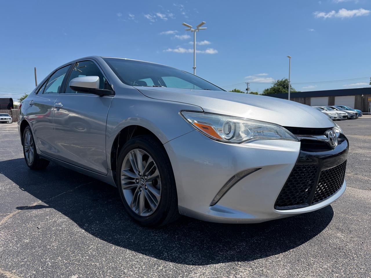 Toyota Camry SE 2017