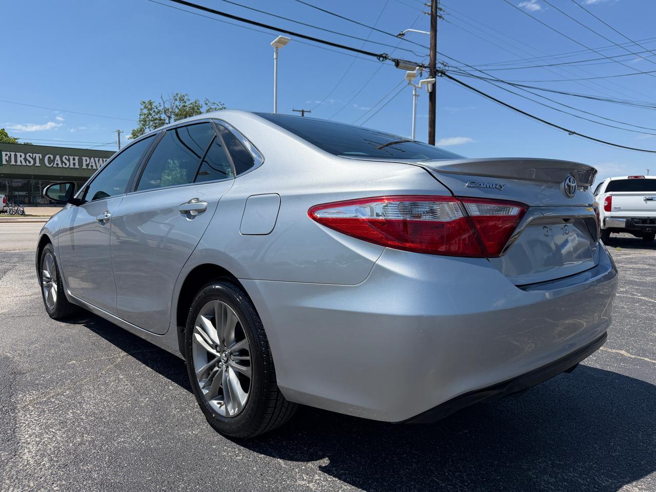 Toyota Camry SE 2017