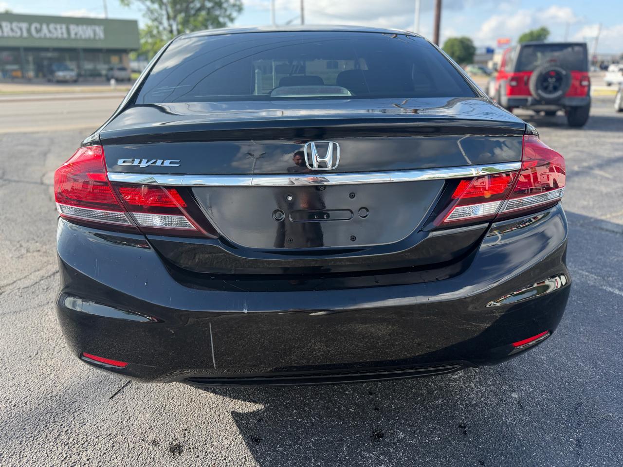 Honda Civic LX Sedan 5-Speed AT 2013