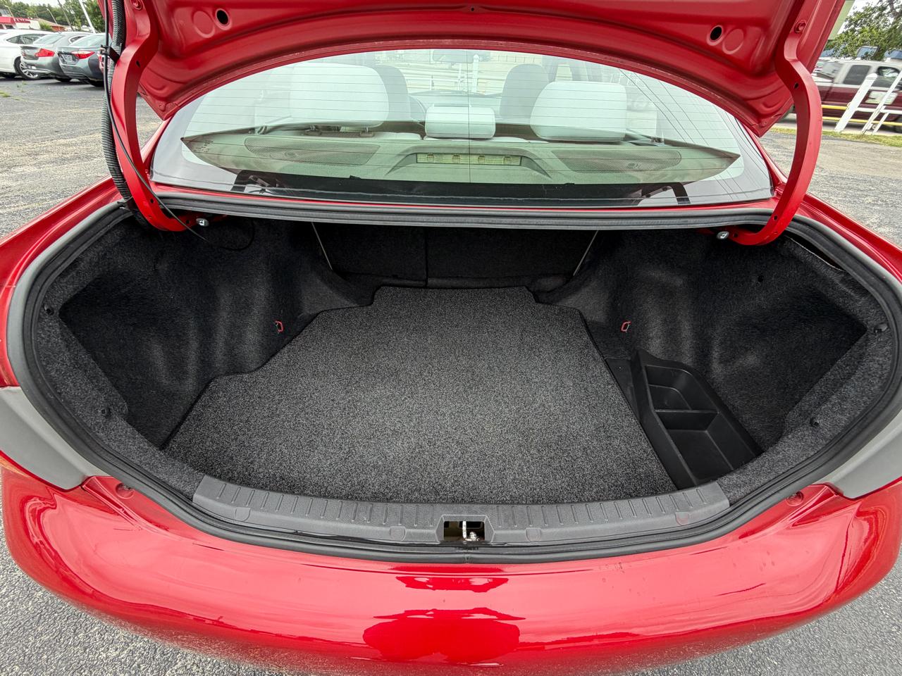 Toyota Corolla L 2010