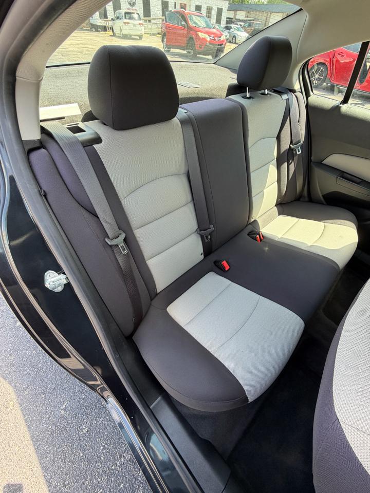 Chevrolet Cruze LS Auto 2015