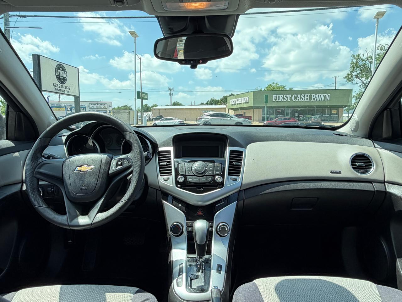 Chevrolet Cruze LS Auto 2015