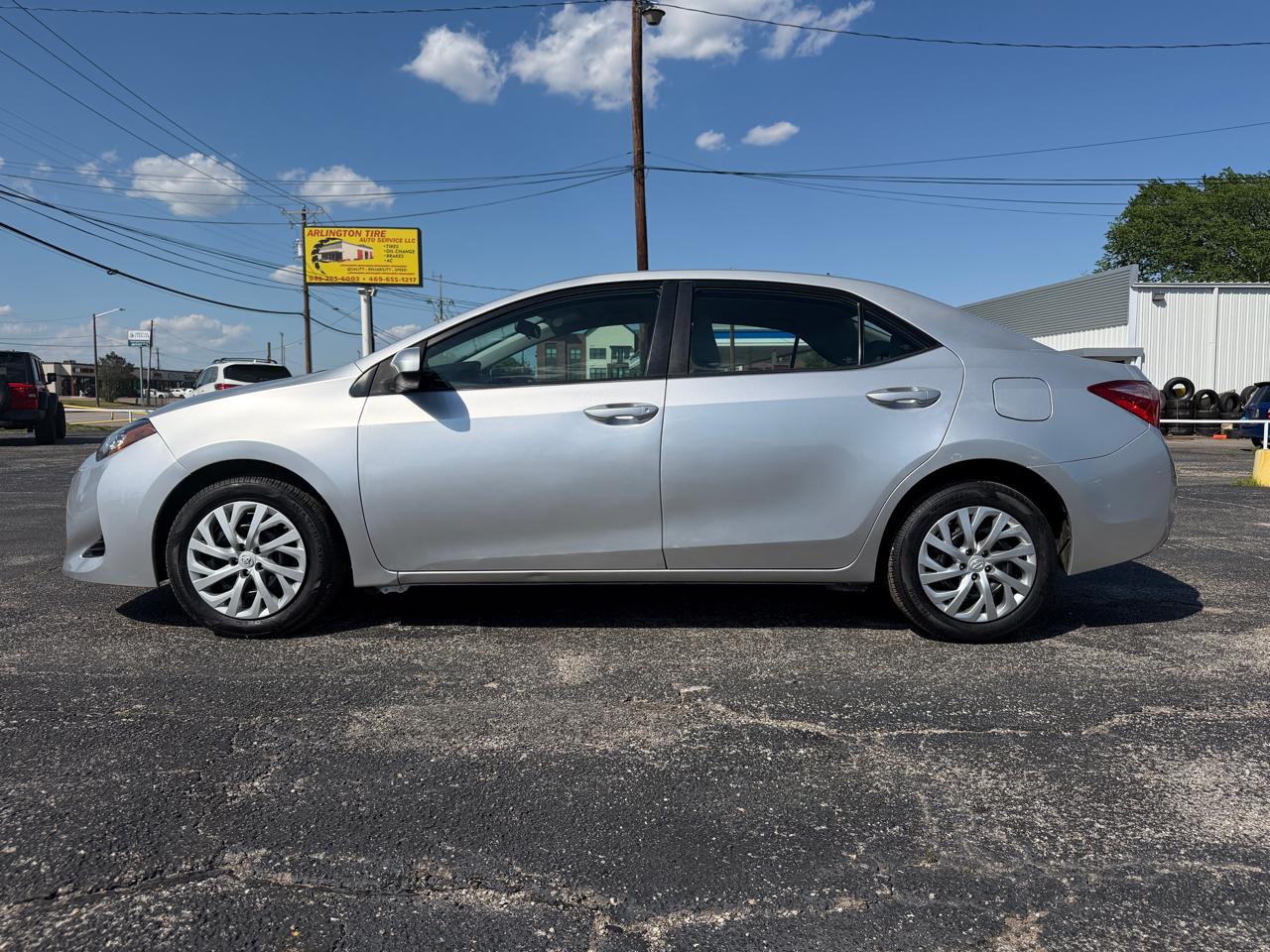 Toyota Corolla LE 2019