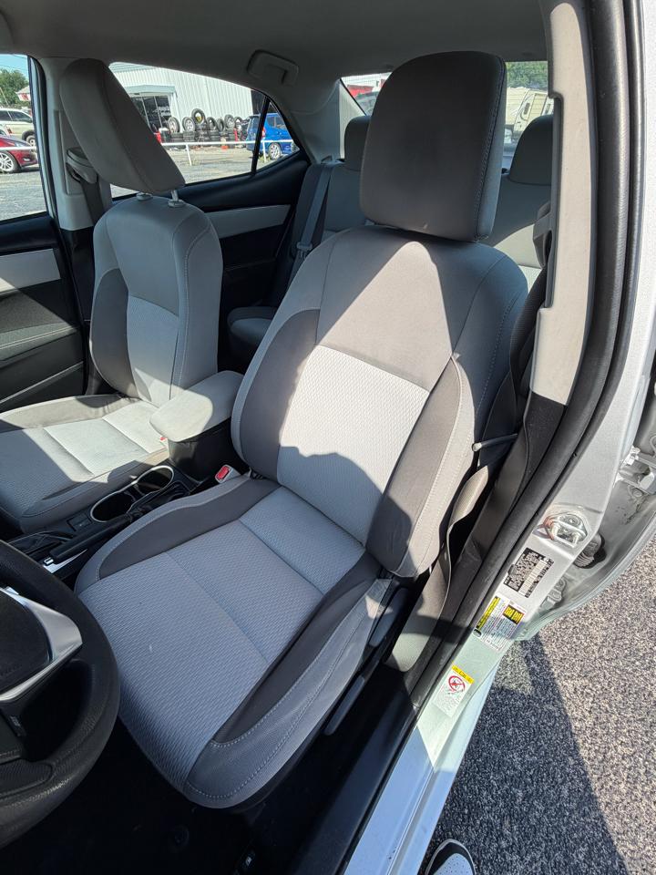 Toyota Corolla LE 2019