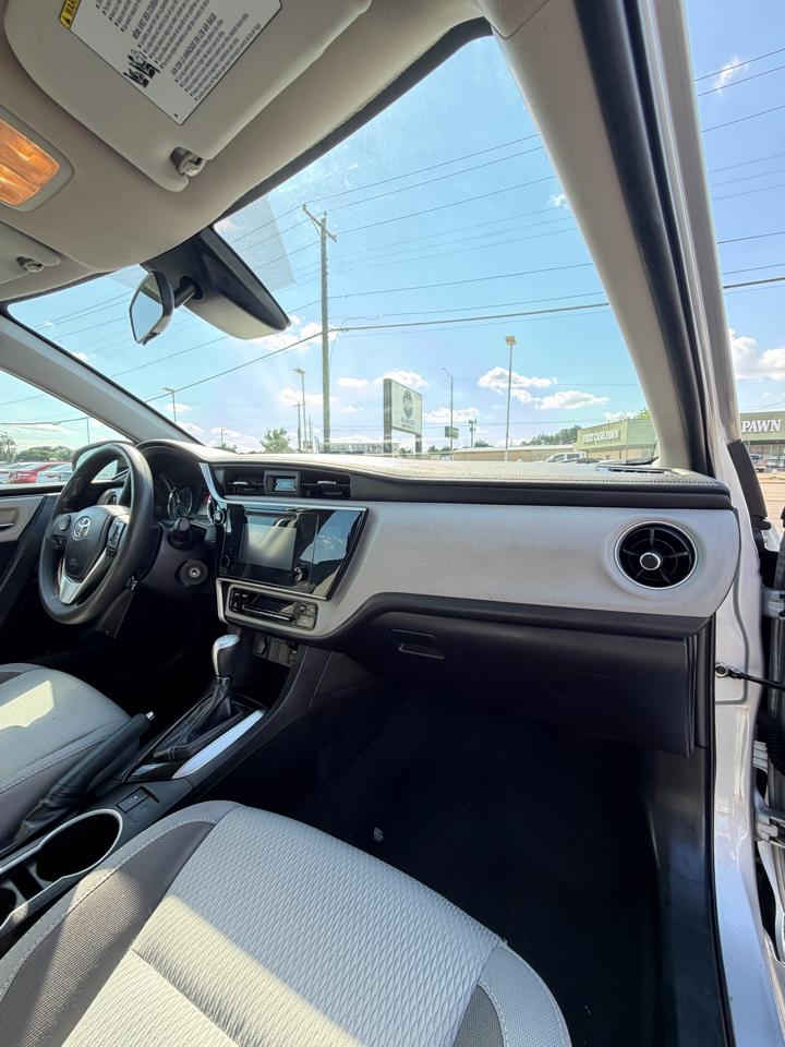 Toyota Corolla LE 2019