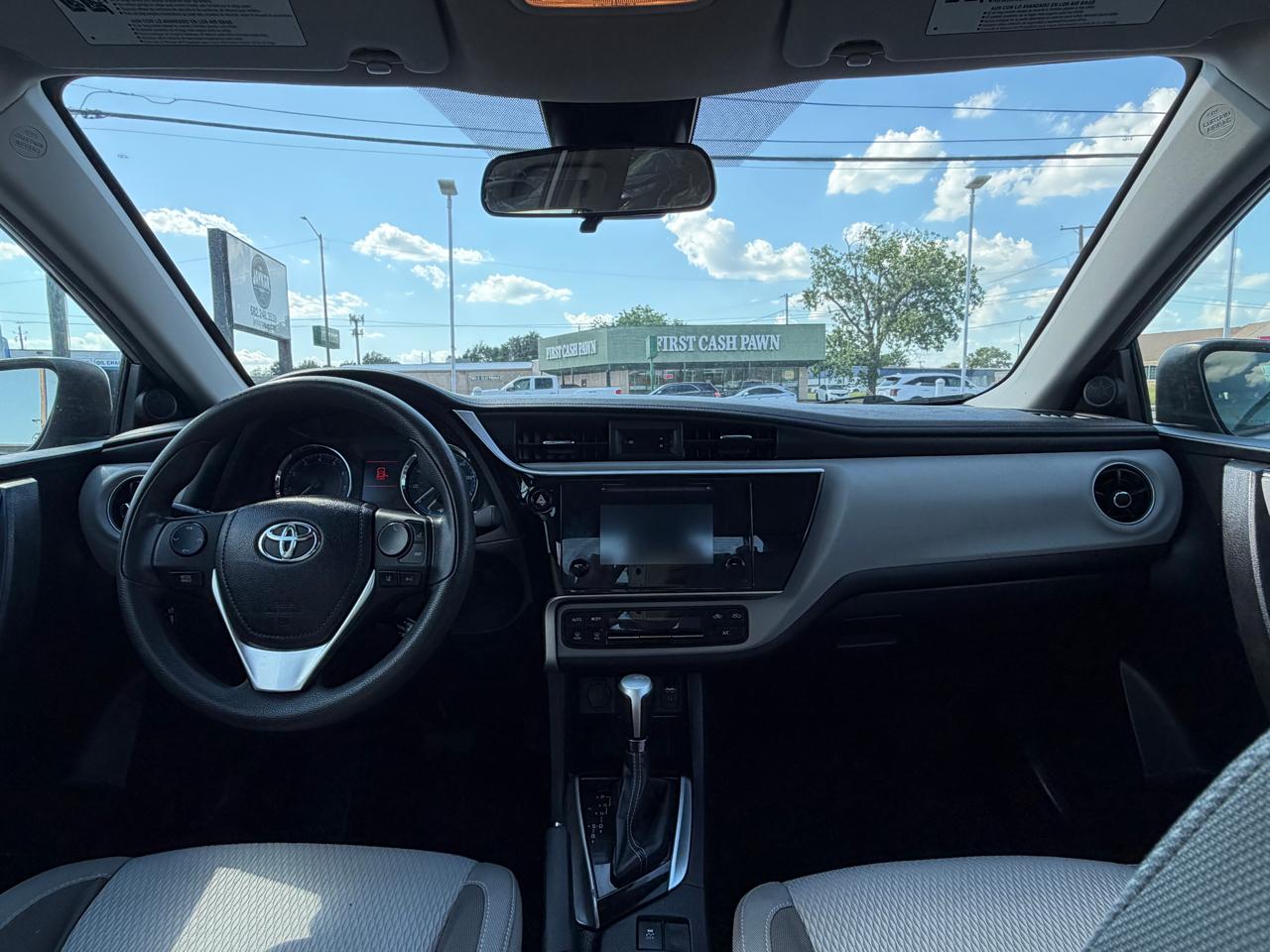 Toyota Corolla LE 2019