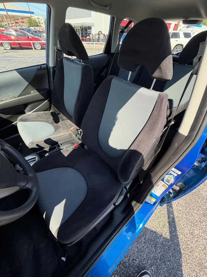 Honda Fit 5-Speed AT 2008
