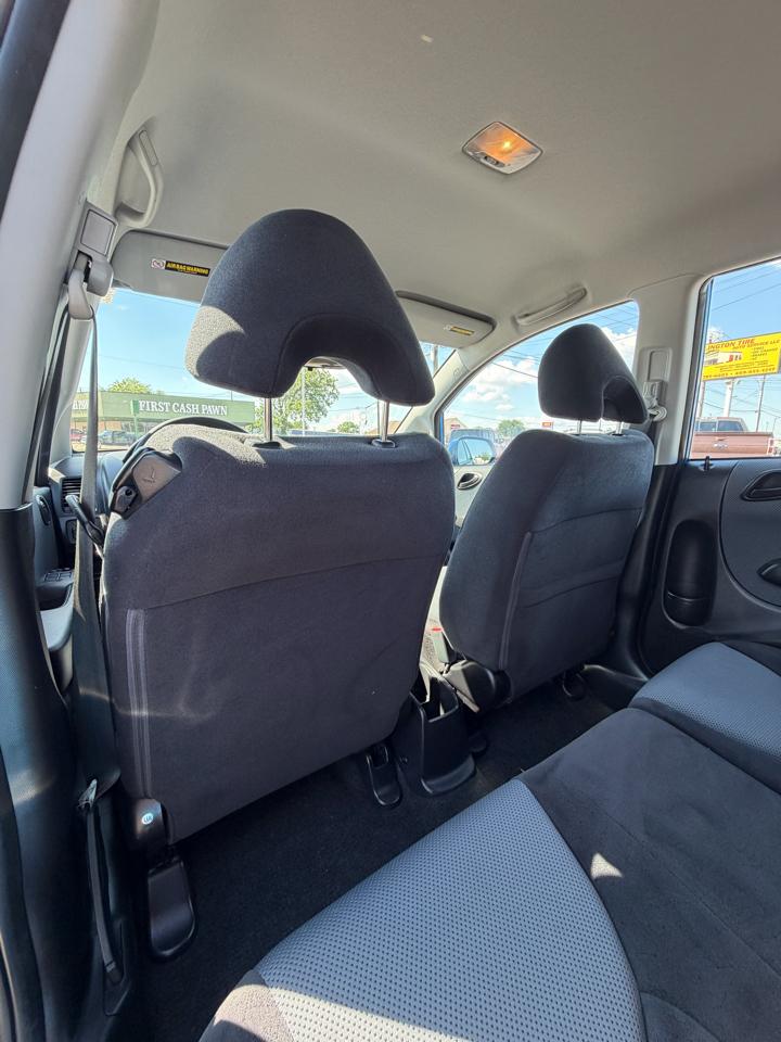 Honda Fit 5-Speed AT 2008
