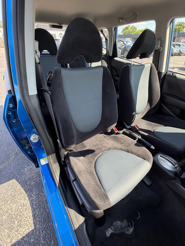 Honda Fit 5-Speed AT 2008